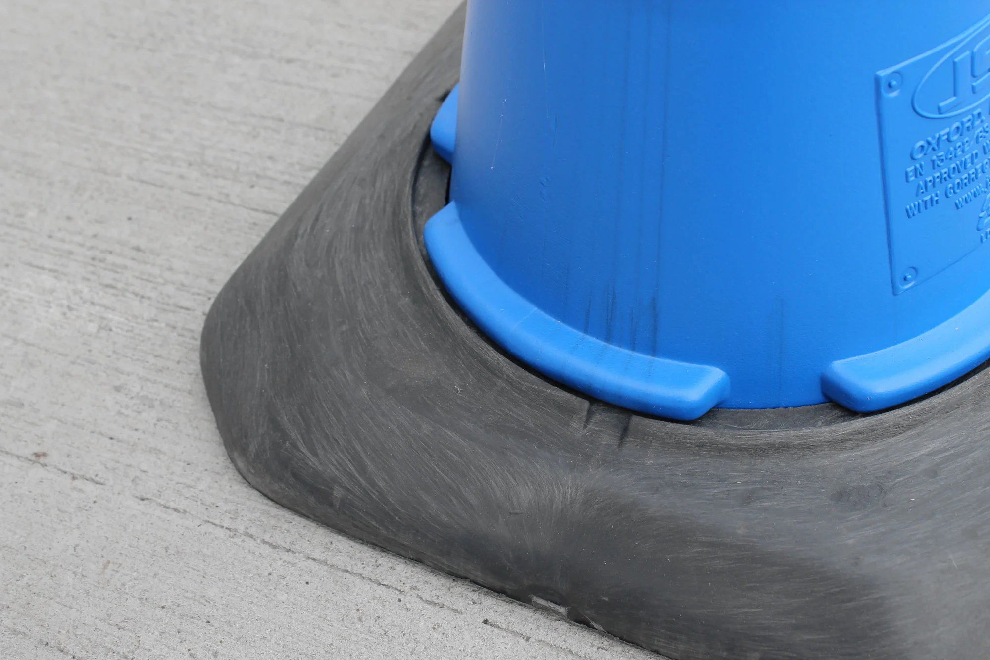 Blue Traffic Cones 500mm, 750mm, 1000mm Road Cones JSP Dominator - Image 4
