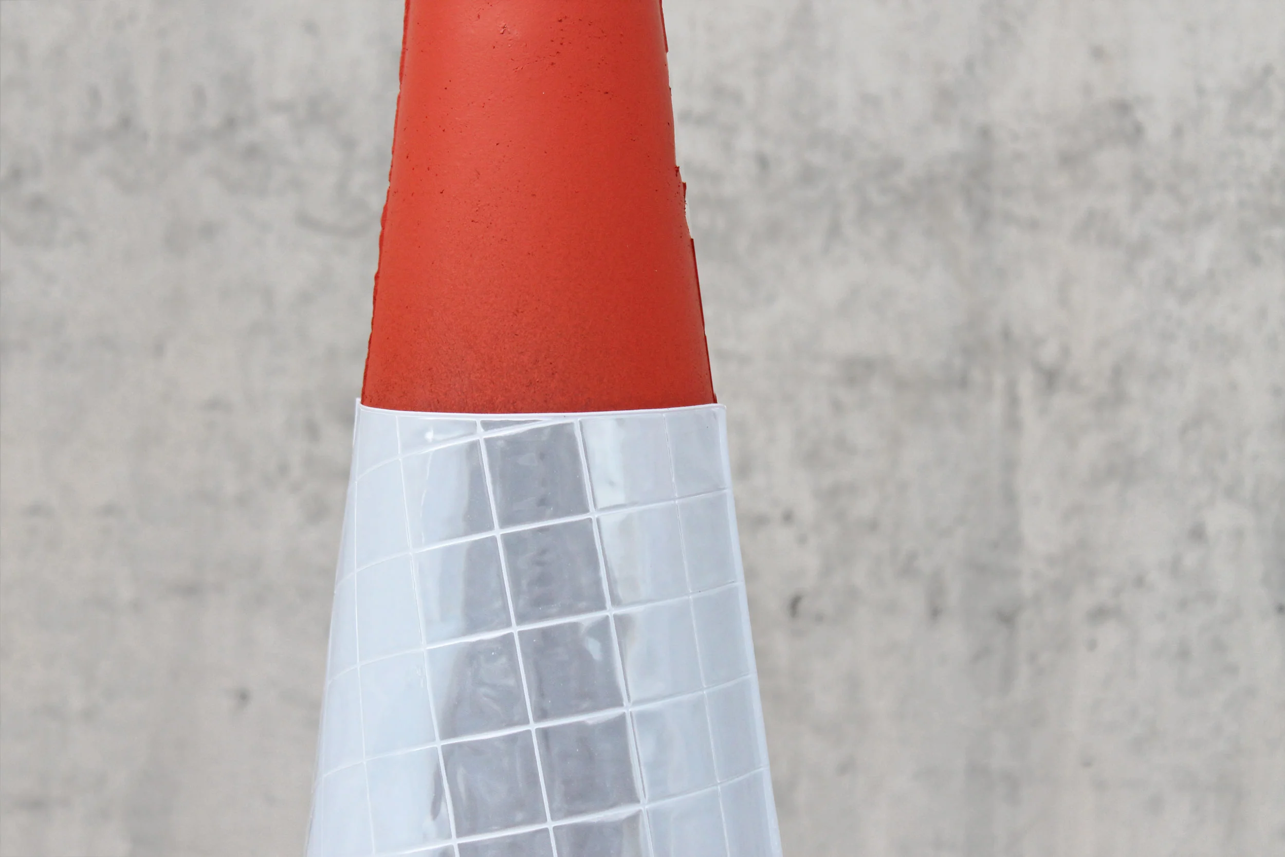 JSP RoadHog One Piece Traffic Cones 750mm - Image 4