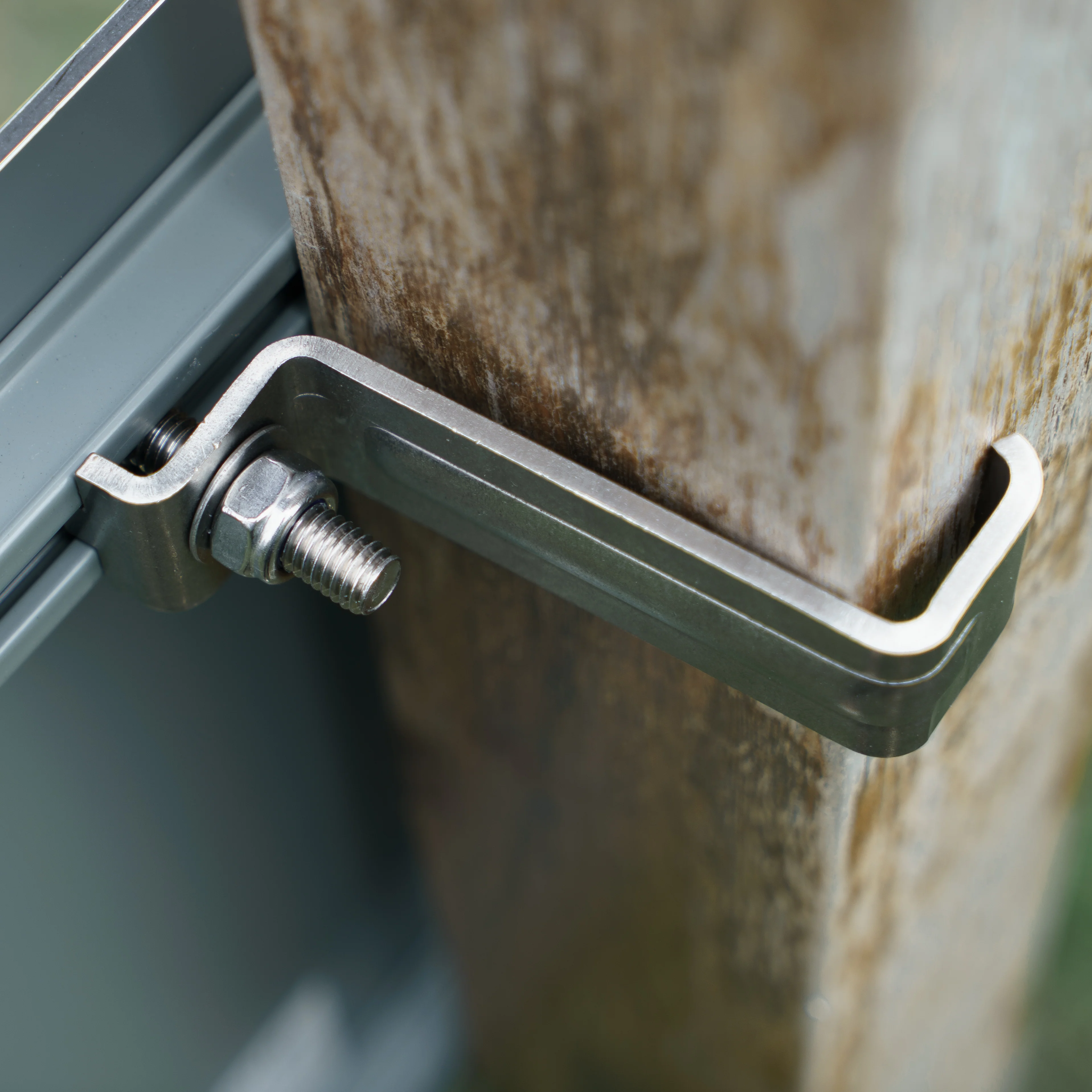 Stainless Steel “Z Clip”  Sign Fixing for Wooden & Concrete Posts - 75mm - Image 3