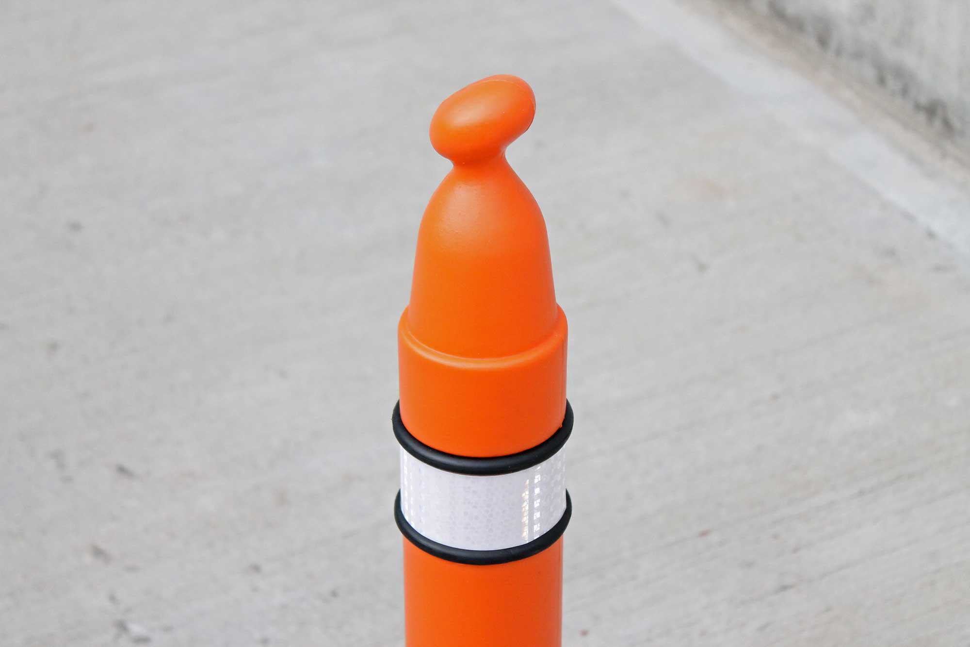 Skipper Barrier Post and Base System with Reflective Strips - Image 10