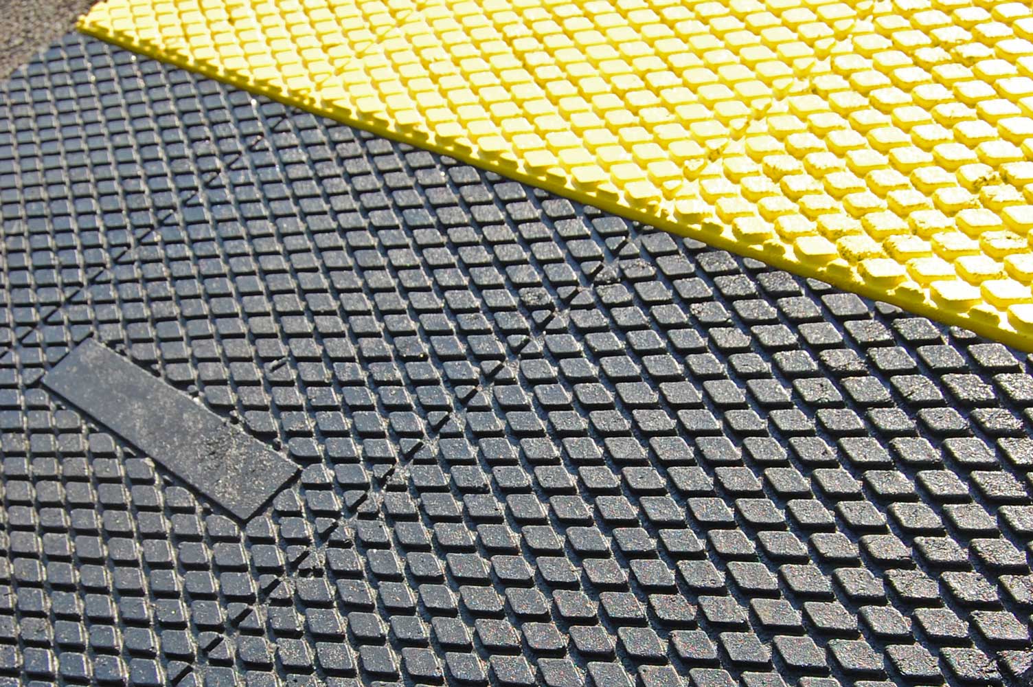ClearPath Mat - Temporary Pedestrian Crossing - Image 8