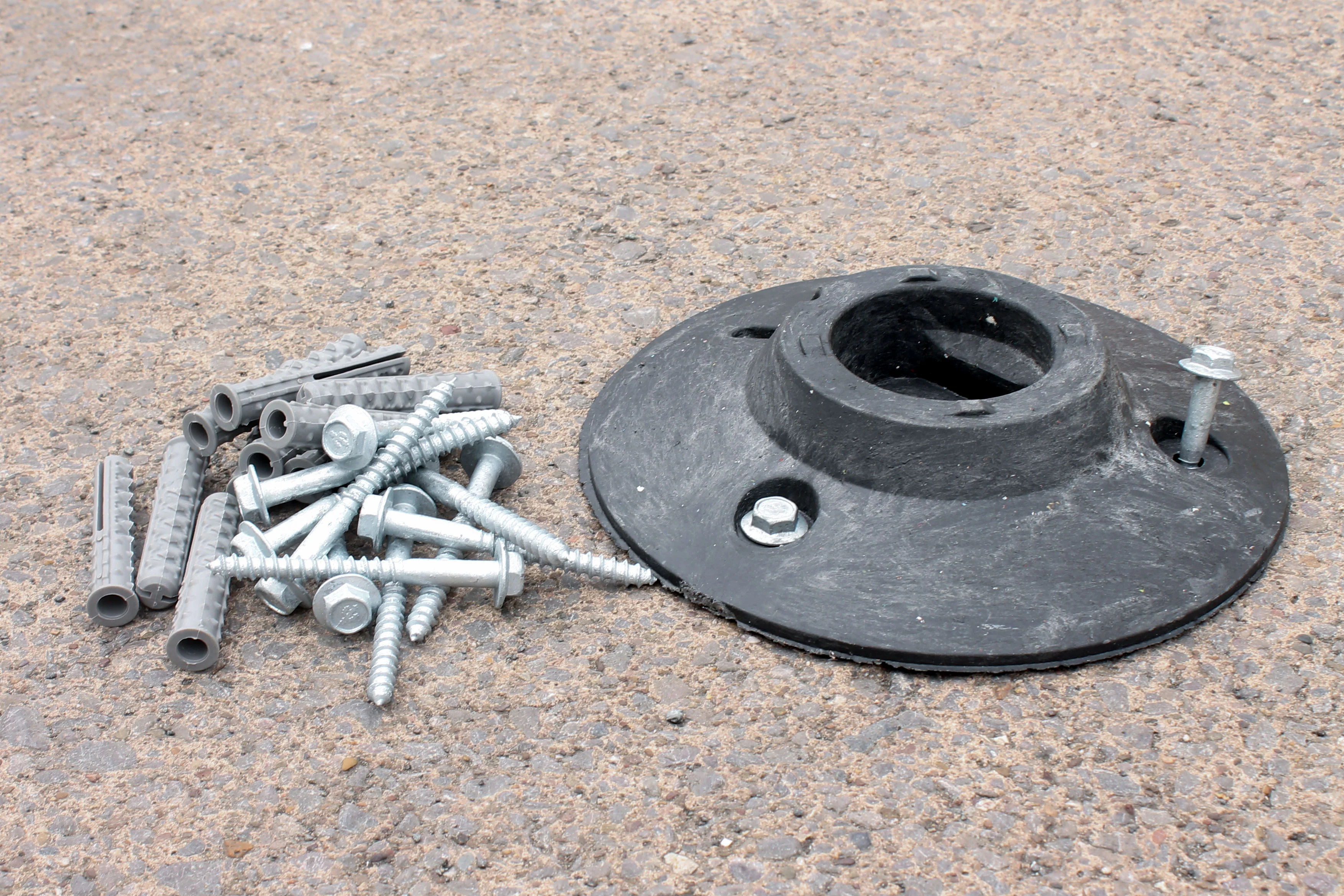 Universal Tarmac and Concrete Fixing - Image 3