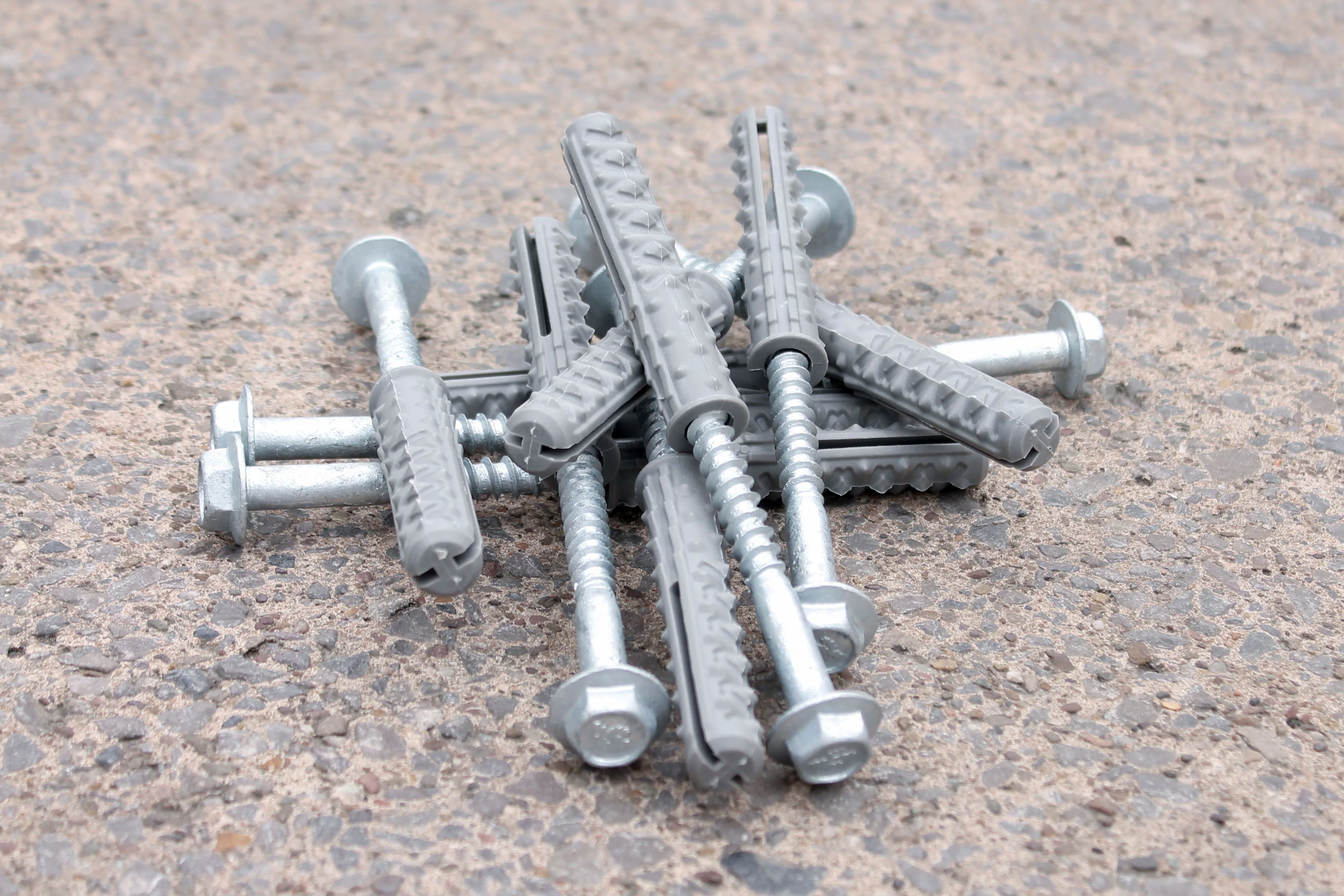 Universal Tarmac and Concrete Fixing - Image 5