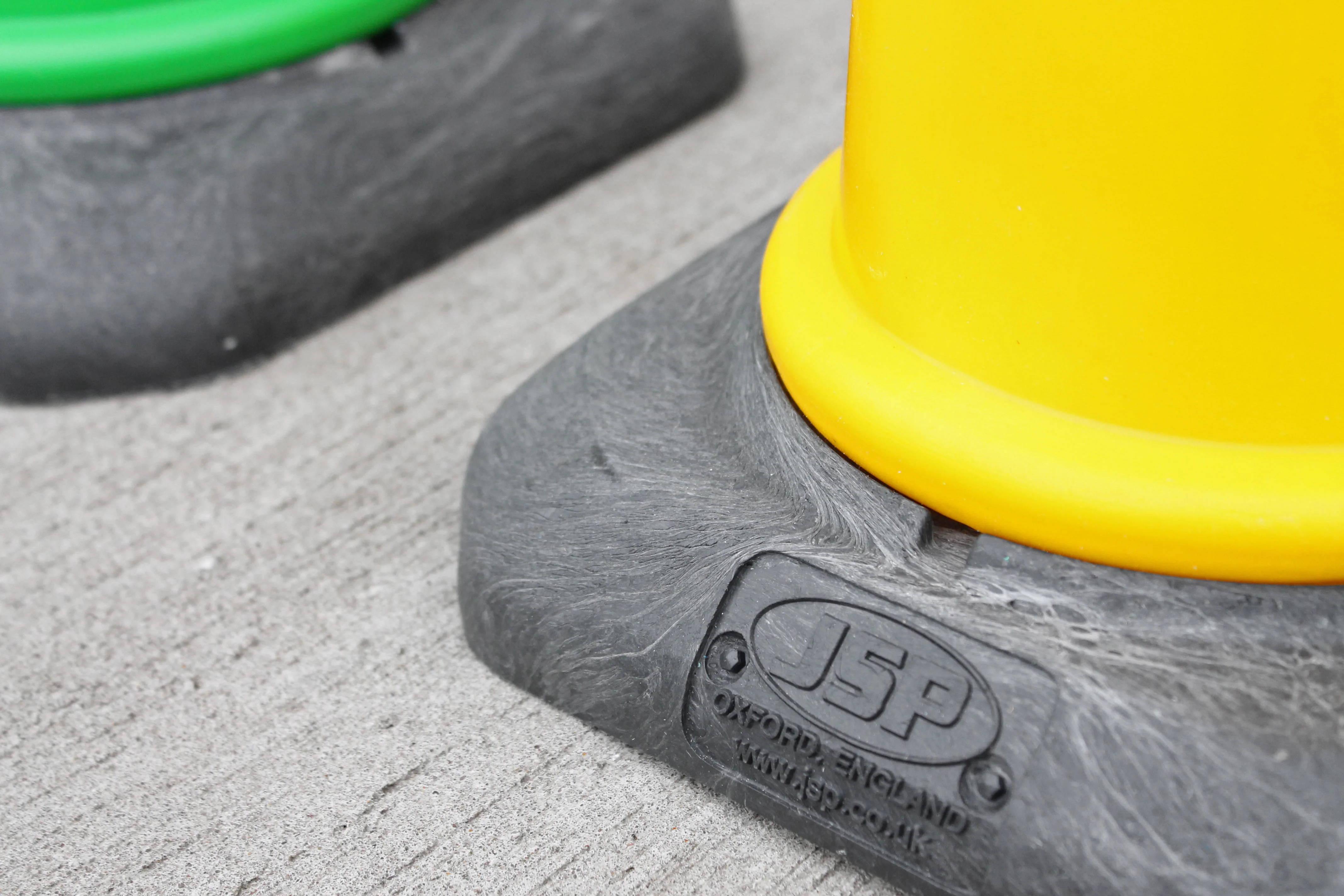 Yellow Traffic Cones 500mm, 750mm, 1000mm Road Cones JSP Dominator - Image 4